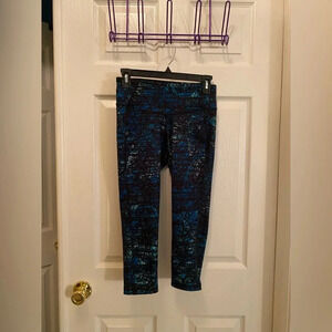 Old Navy Active cropped leggings small